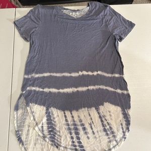Mudd Women's Long Flowy Top